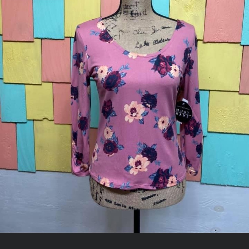 Purple floral top